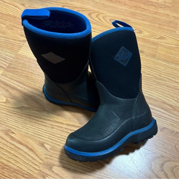 muck boot kids slush master blue black Sz c 10 - Picture 1 of 6